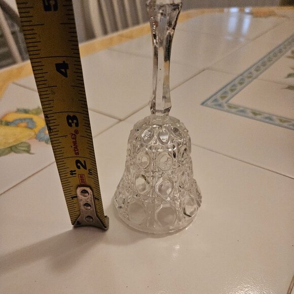 Vintage Crystal Dinner Bell with glass beaded clapper - Picture 2 of 3